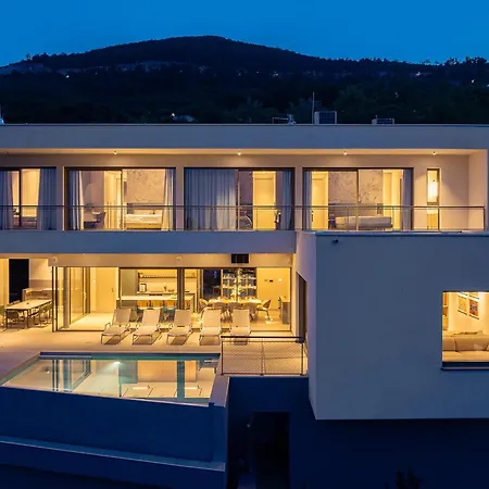 Ladeti Sereno Villa Poljane