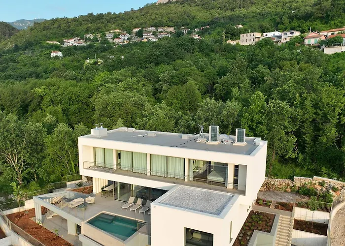 Villa Ladeti Sereno