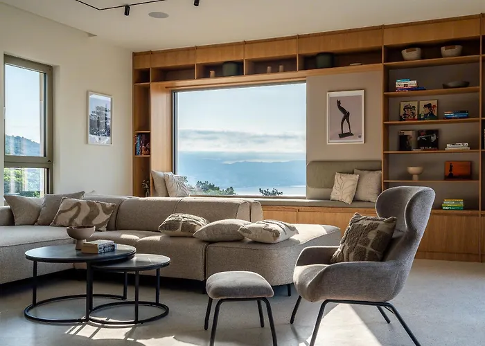 Ladeti Sereno Villa Poljane